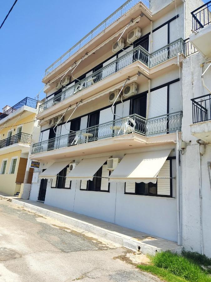 Λεμονιά Ενοικιαζόμενα Δωμάτια لوترا إديبسو المظهر الخارجي الصورة